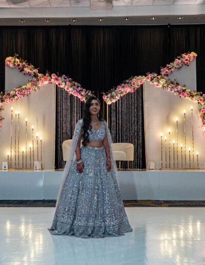 stage-floral-wedding-decoration